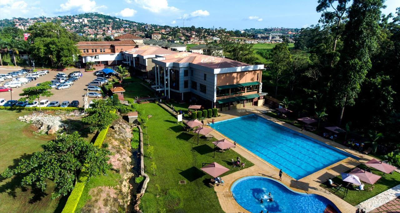 Silver Springs Hotel Кампала Экстерьер фото